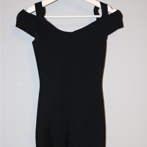 Mid 2000's Black Guess Bando mini dress	
Size Small Fitted/bodycon Spandex - Picture 2 of 3